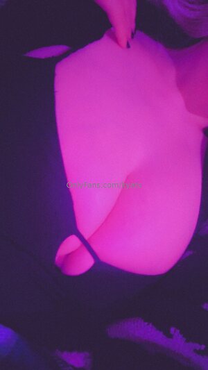 Set 6 — 2 photos