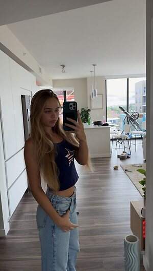 Kyla Dodds leaked photo #41