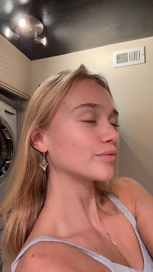 Kyla Dodds leaked photo #63