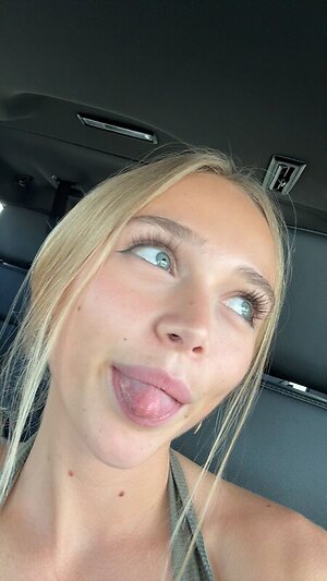 Kyla Dodds leaked photo #82