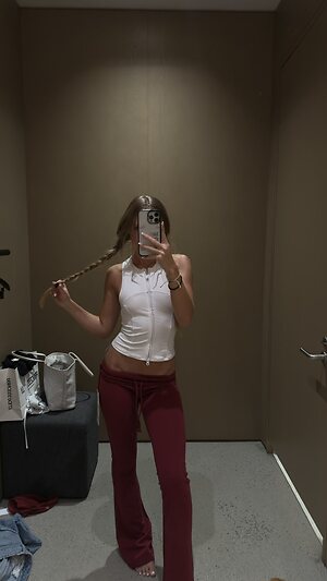 Kyla Dodds leaked photo #137