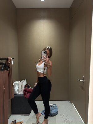 Kyla Dodds leaked photo #145