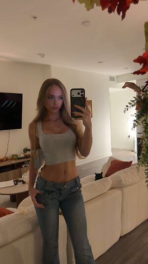 Kyla Dodds leaked photo #205
