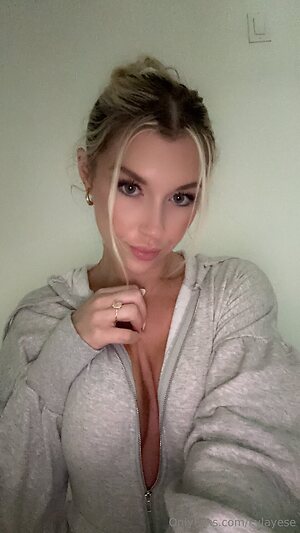 @kylayesenosky leaked photo #21
