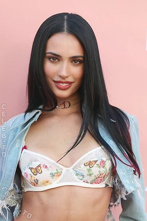 Kylie Cantrall photo
