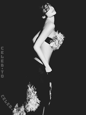 Kylie Jenner Nude Leaked Photo #156