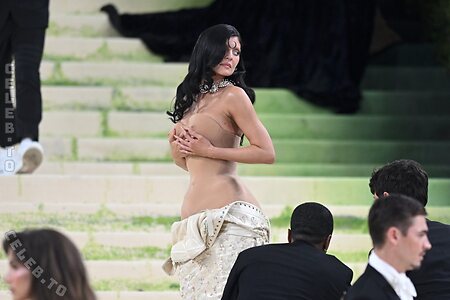Kylie Jenner photo