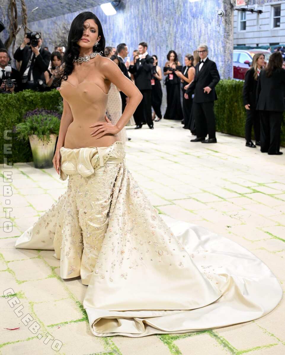 Kylie Jenner photo