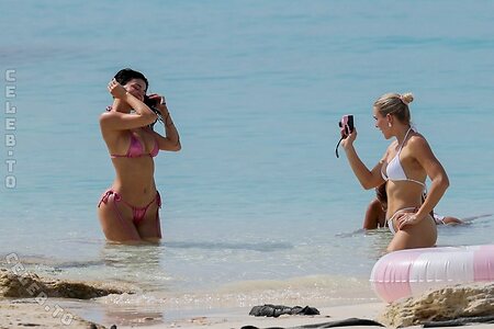 Kylie Jenner photo