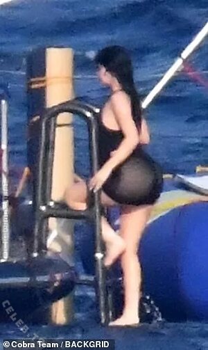 Kylie Jenner photo