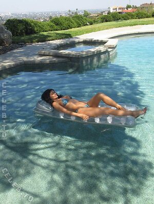 Kylie Jenner photo