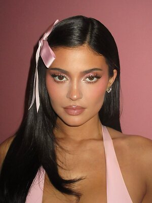 Kylie Jenner leaked photo #880