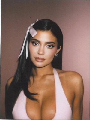 Kylie Jenner leaked photo #881