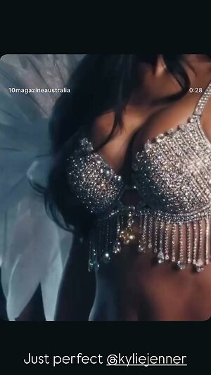 Kylie Jenner leaked photo #978