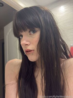 Kylie Westwood leaked photo #19