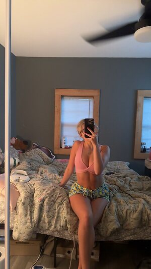 Kyliestover leaked photo #3