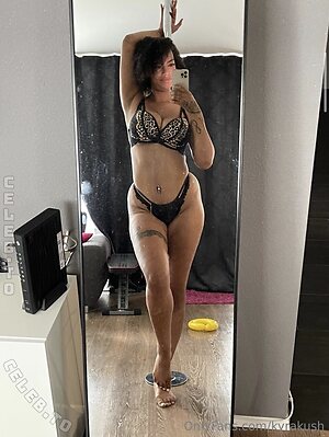 Kyrakush Nude Leaked Photo #6