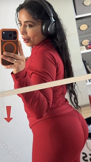 La bonbo Nude Leaked Photo #3