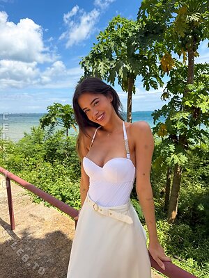 Léa Elui photo