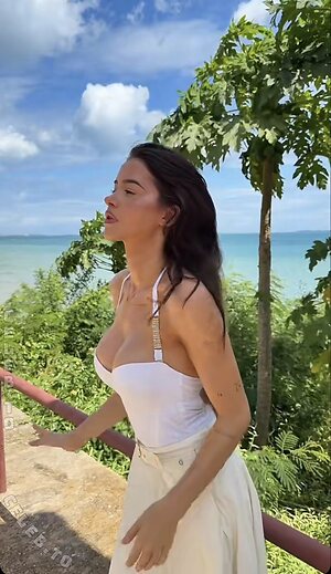 Léa Elui leaked photo #151