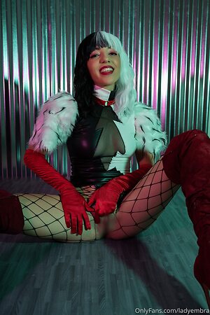 Lady Embra leaked photo #3