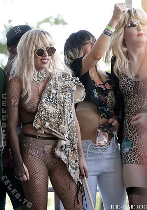 Lady Gaga Nude Leaked Photo #16