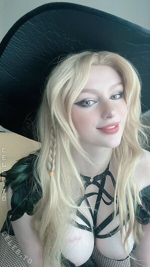 Lady Melamori photo