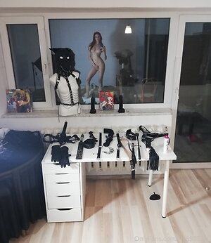 lady perse leaked photo #2