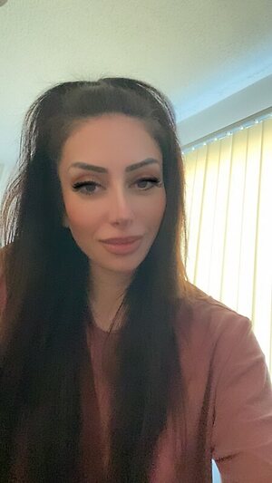 lady_chris_ leaked photo #2