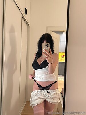 LadyMcbeth leaked photo #3