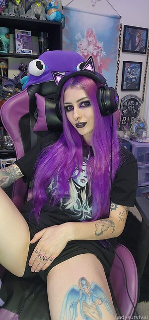 ladysurvival leaked photo #3