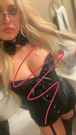 ladyybugloverr