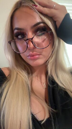 ladyybugloverr leaked photo #4
