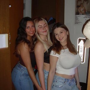 Lainie K leaked photo #54