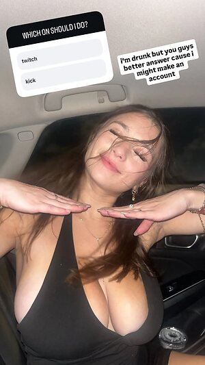 Lainie K Nude Leaked Photo #85