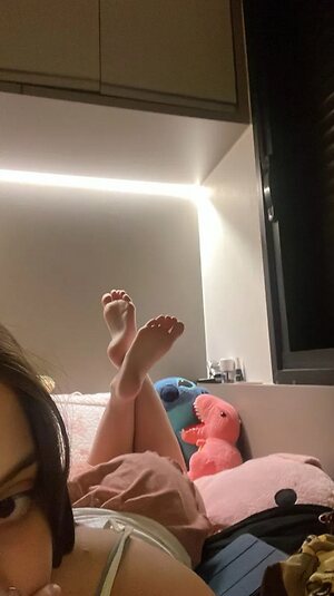 Lala feet leaked photo #5