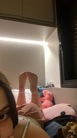Lala feet leaked photo #6