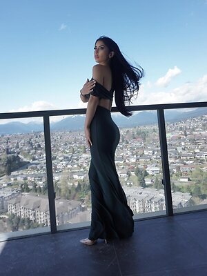 lala.vybes leaked photo #9