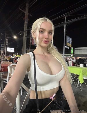 Lana Grey