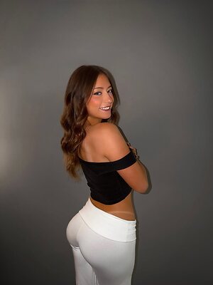 Lanah Dwyer leaked photo #30