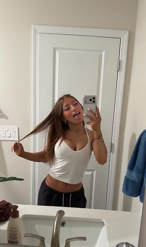 Lanah Dwyer leaked photo #54