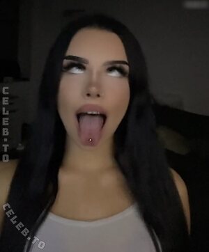 Lara Bttn Nude Leaked Photo #3