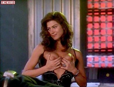 Lara Daans