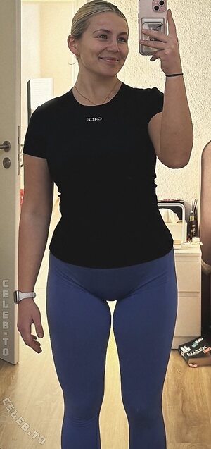 Lara Esser Nude Leaked Photo #6