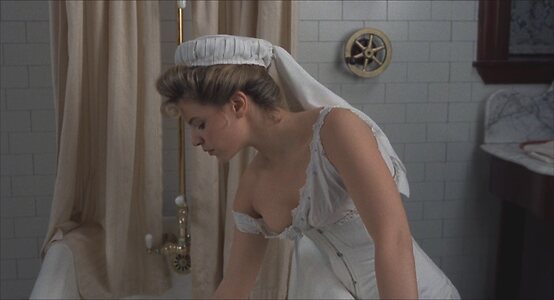Lara Flynn Boyle Nude Leaked Photo #12