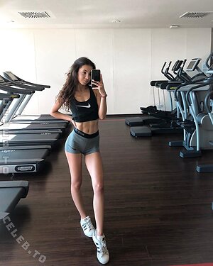 Lara Kimpel Nude Leaked Photo #8