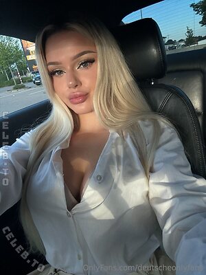Lara Lucia photo
