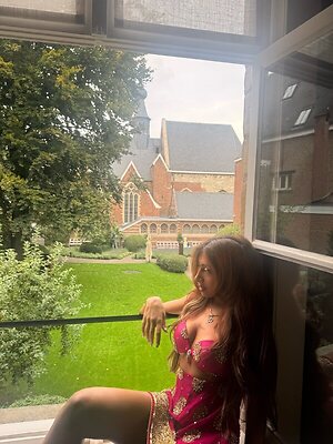 LARA RAJ leaked photo #50