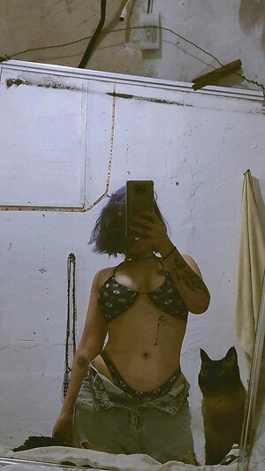 Lara Rebecca Coelho leaked photo #8