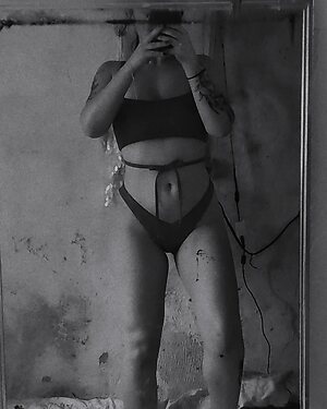 Lara Rebecca Coelho leaked photo #9
